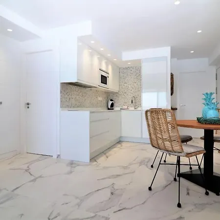 Luxurious 2-bedroom With Stunning Views, 1st Line On Levante Beach, * Benidorm