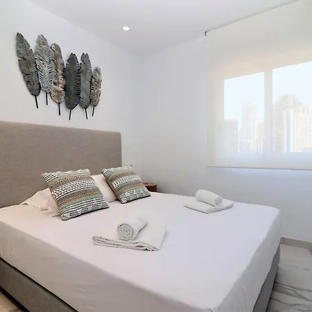 Apartment Luxurious 2-bedroom With Stunning Views, 1st Line On Levante Beach, Benidorm